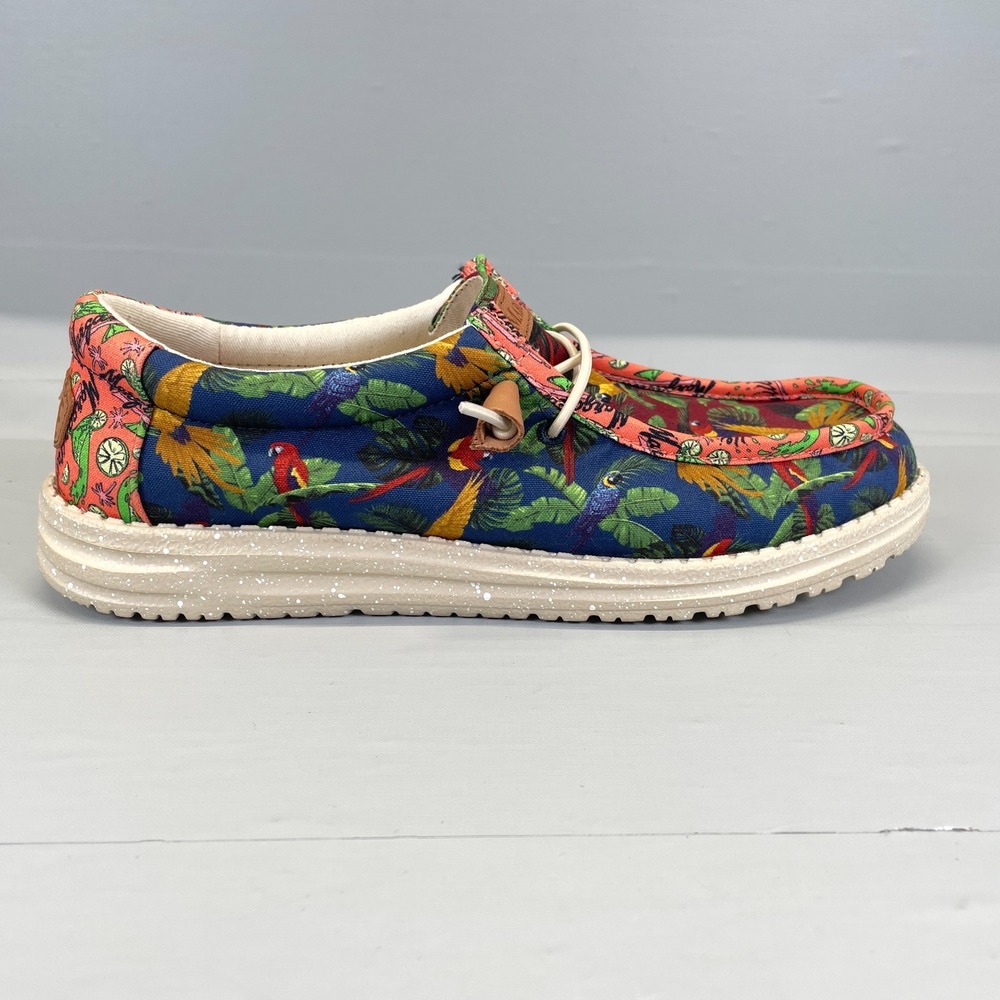 Hey Dude Wally Margaritaville Shoes Mens Size 9 Tropical Parrot Print Loafers